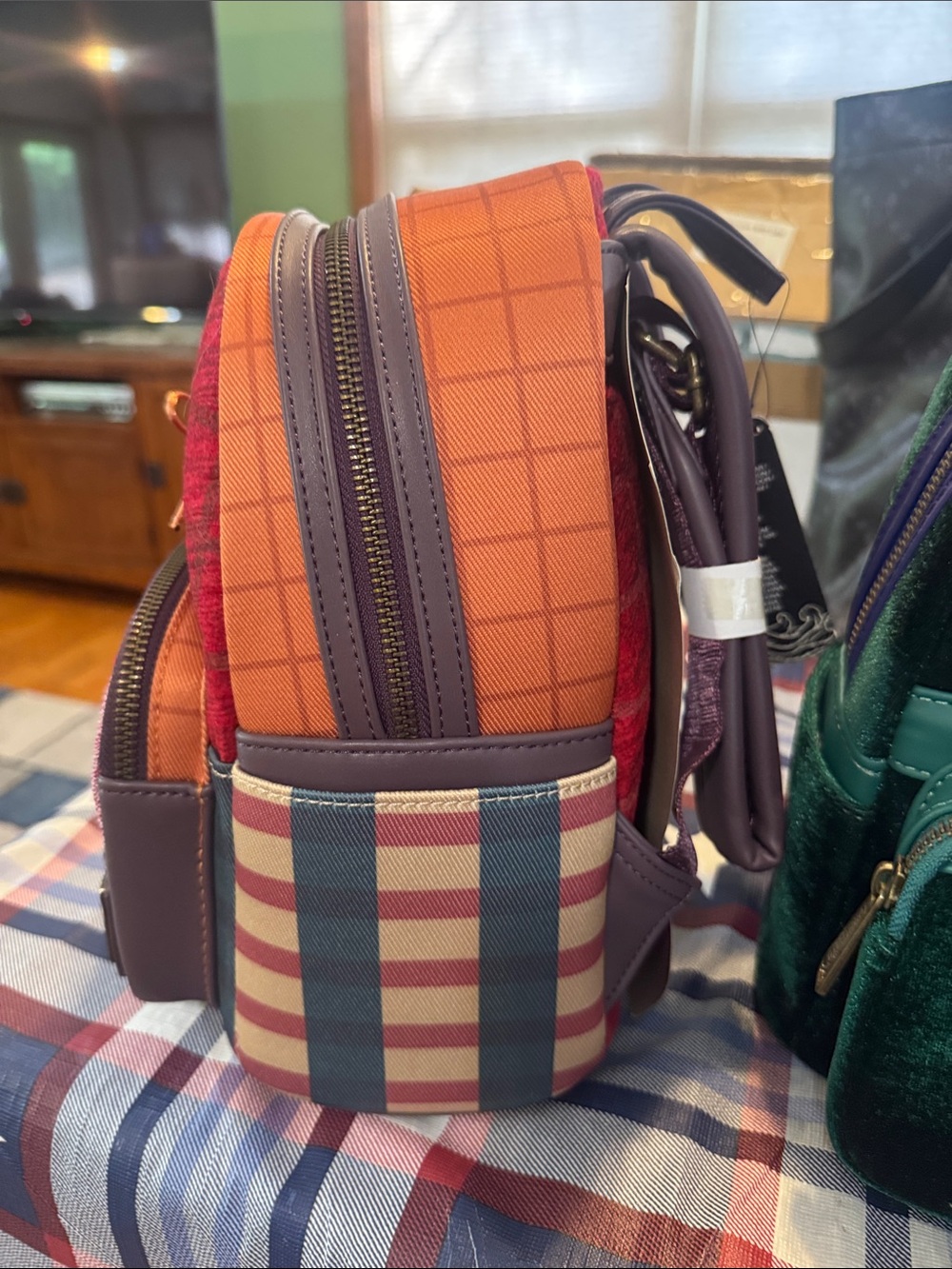 Hocus Pocus Sanderson sister’s Loungefly backpack set. - Picture 4 of 12